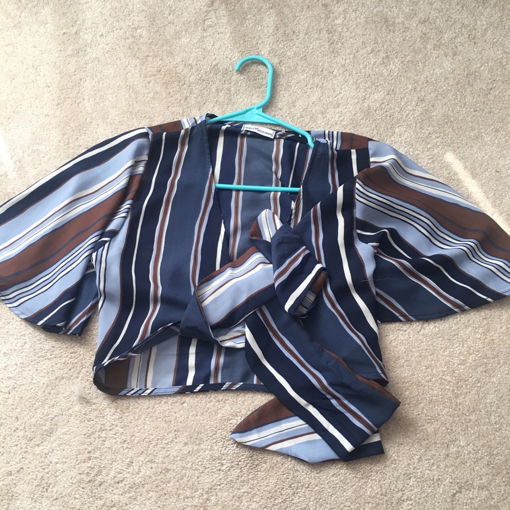 Front Tie Top